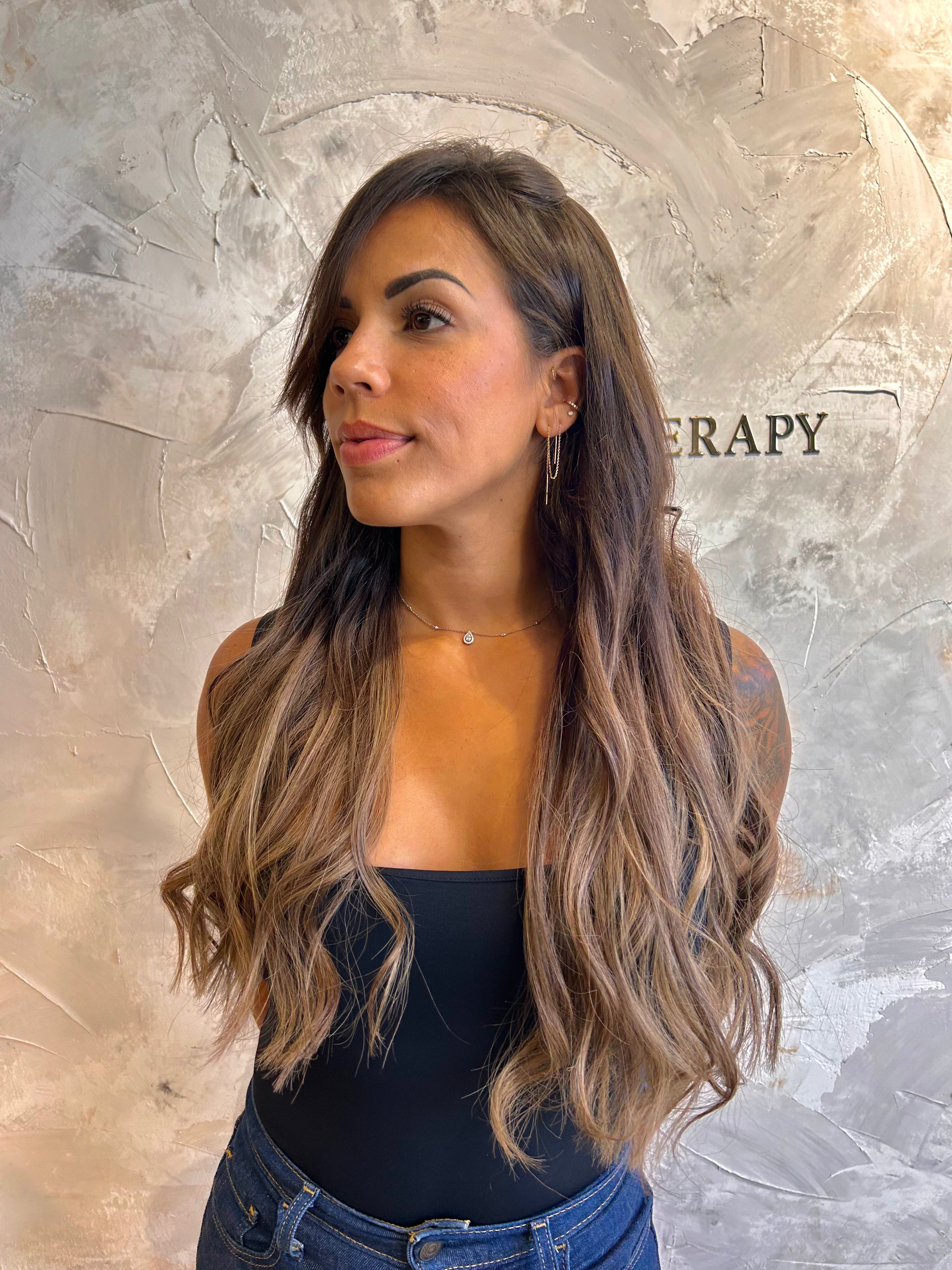 Masterclass HAIR TIRBE 555 En Extensions Invisible Vibrante "Effet Wow" en présentiel dans mon lieu de coiffure à la Réunion