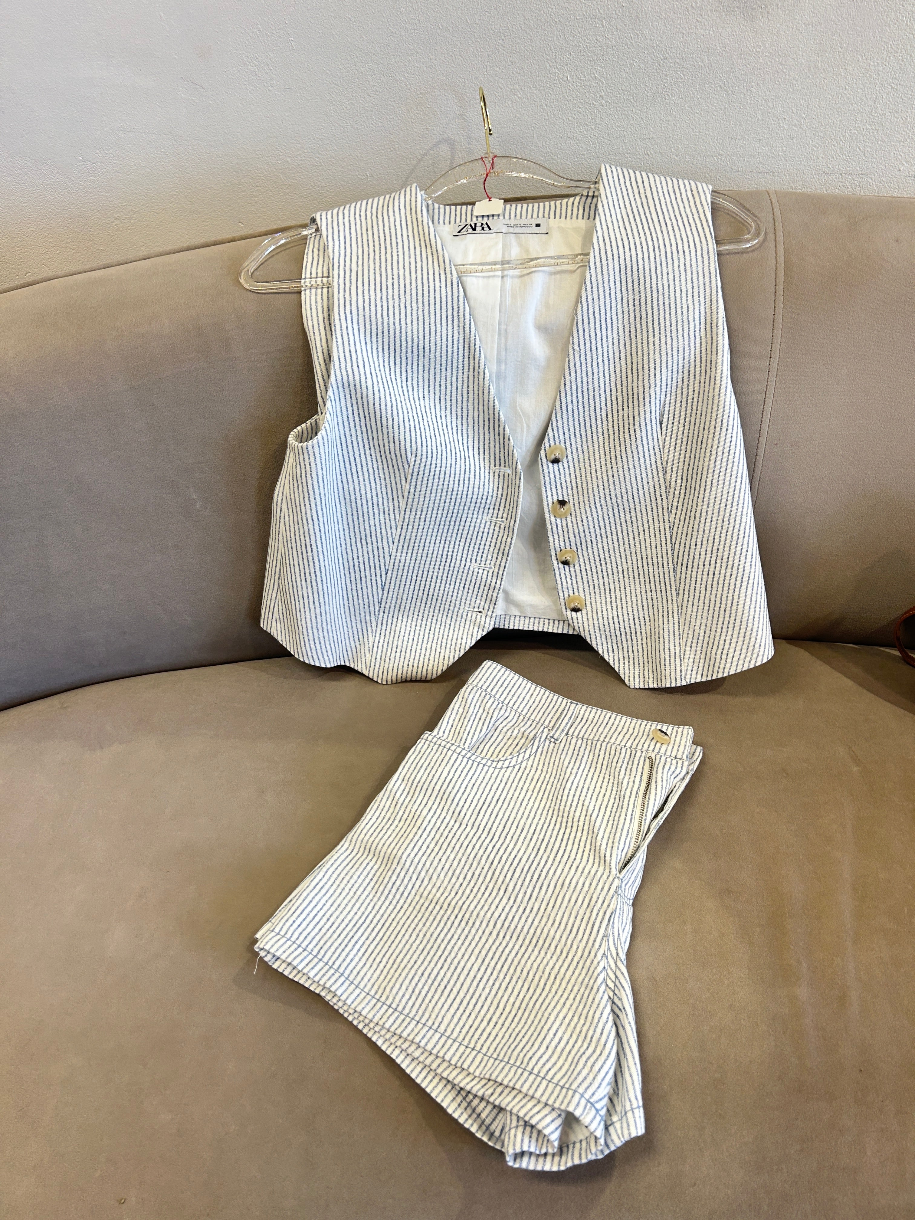 Ensemble Short & Gilet (ZARA)